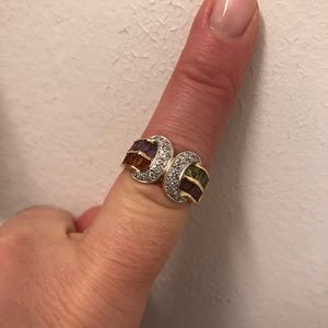 Beautiful 14 Carat gold ring , size 7.5